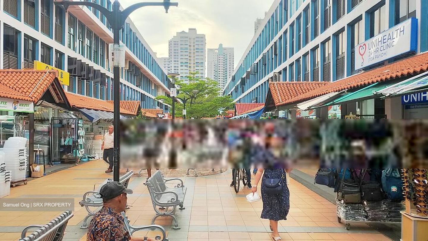 Toa Payoh Central (D12), Shop House #454582771